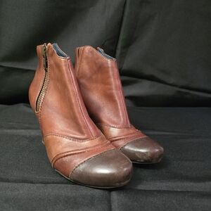 Nicole leather boots